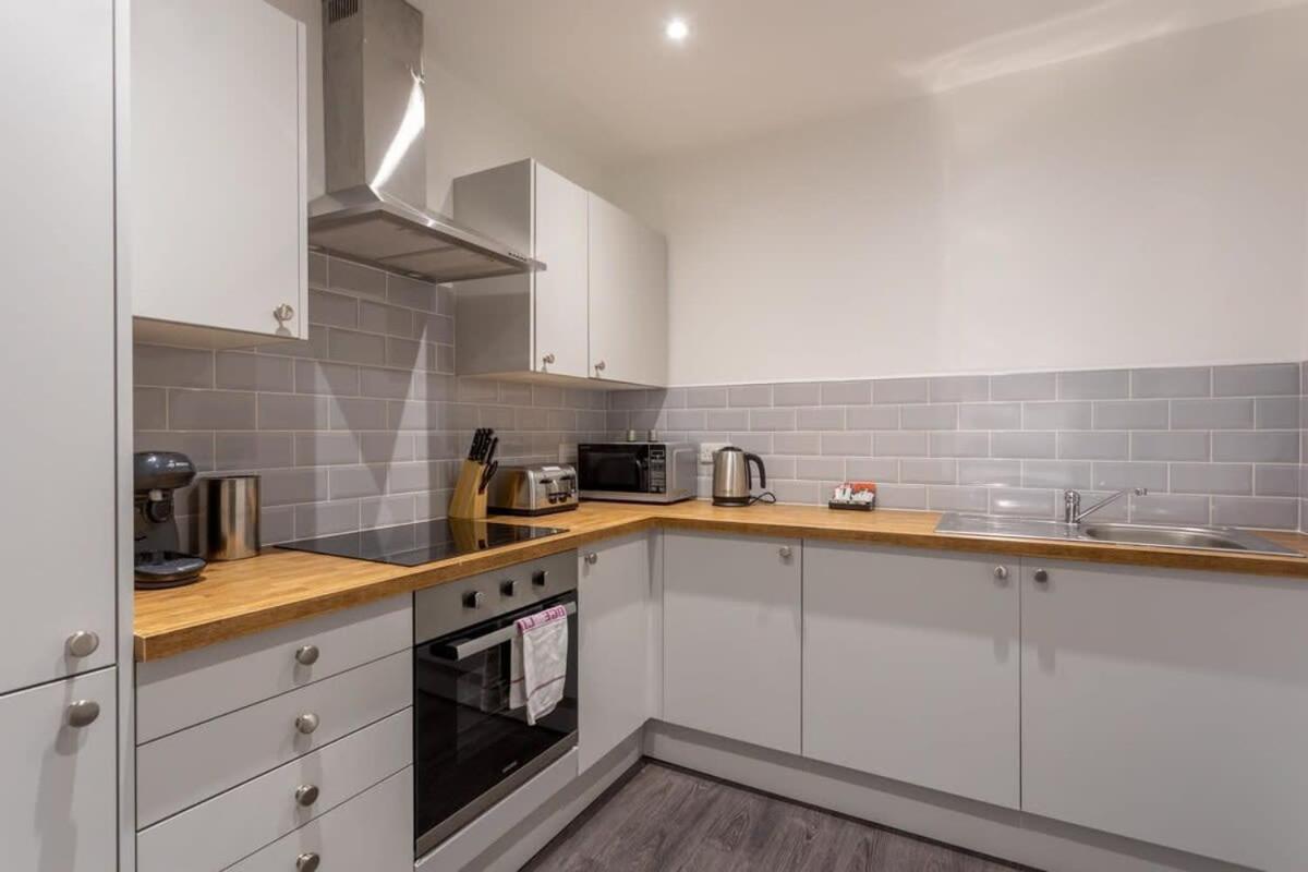 Amazing 1 Bedroom Apartment Leeds Leeds  Dış mekan fotoğraf