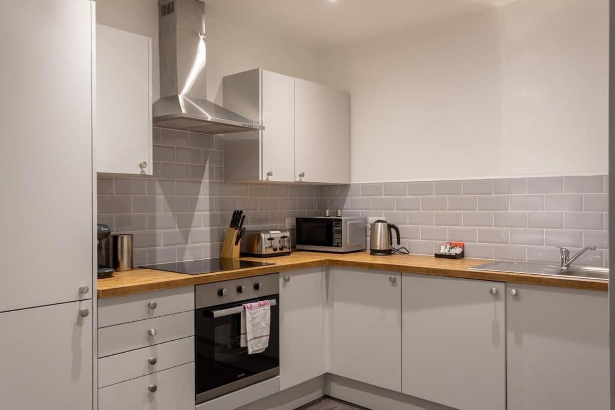 Amazing 1 Bedroom Apartment Leeds Leeds  Dış mekan fotoğraf